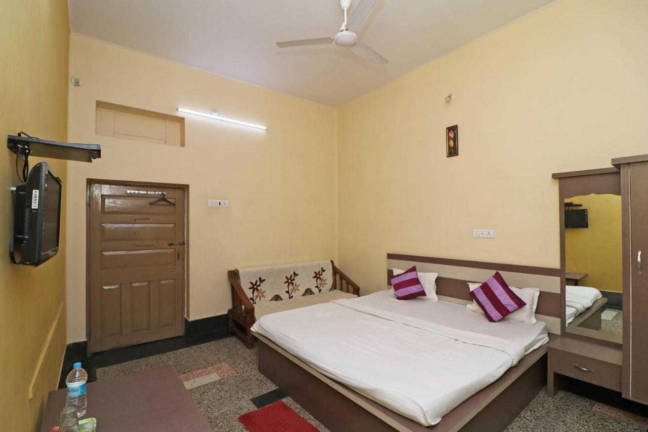 Spot On 39527 Hotel Saraogi Spot Gaya Exterior photo